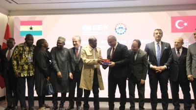 Roundtable meeting with the Speaker of the Ghanaian Parliament and his delegation 